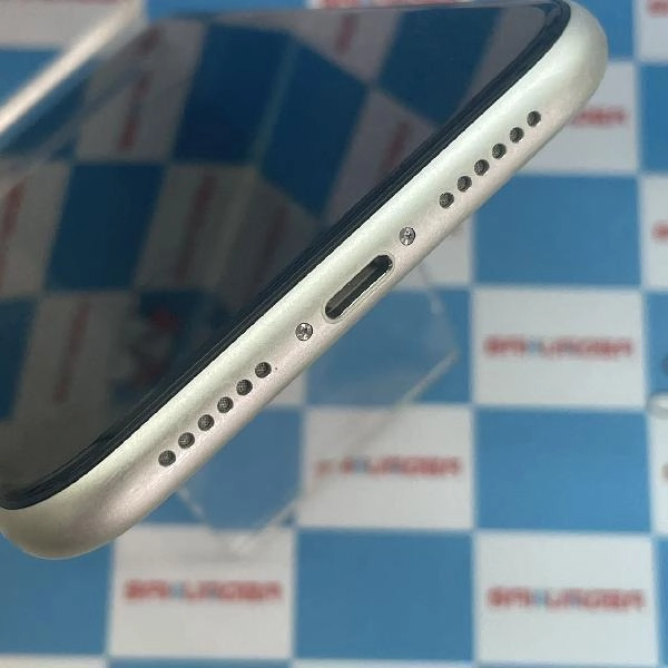 iPhone11 docomo版SIMフリー 64GB MWLU2J/A A2221 極美品 ホワイト