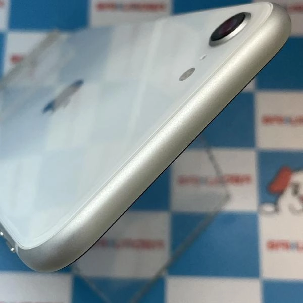 iPhoneSE 第2世代 Apple版SIMフリー 64GB MX9T2J/A A2296 極美品 ホワイト
