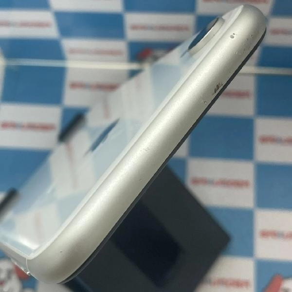 iPhoneXR au版SIMフリー 64GB NT032J/A A2106