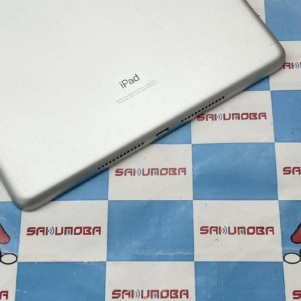 iPad 第8世代 au版SIMフリー 32GB MYMJ2J/A A2429 極美品