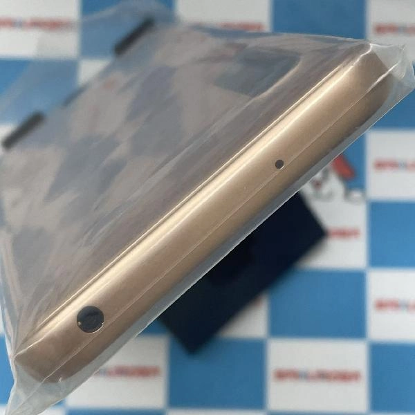 arrows We FCG01 au 64GB 未使用品