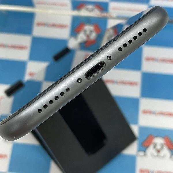 iPhone11 Apple版SIMフリー 128GB NWM02J/A A2221 極美品 ブラック