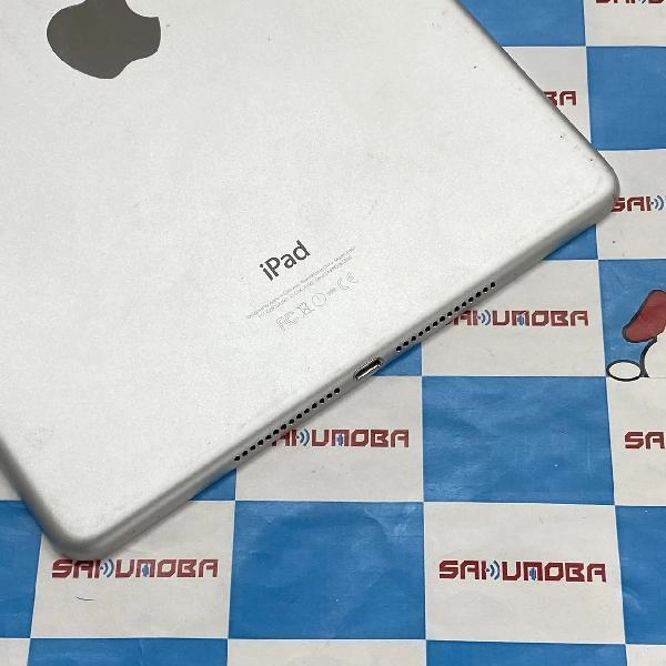 iPad Air 第2世代 docomo 16GB MGH72J/A A1567 シルバー