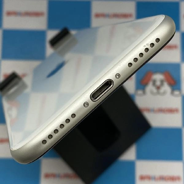 iPhoneSE 第2世代 SoftBank版SIMフリー 128GB MXD12J/A A2296 極美品 ホワイト