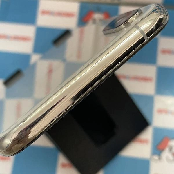 iPhoneXS au版SIMフリー 64GB MTAX2J/A A2098