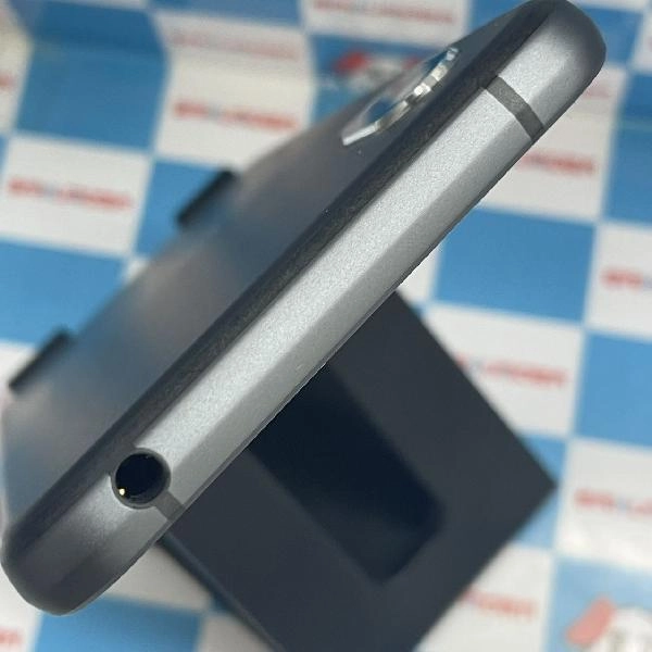 AQUOS sense3 basic SHV48 au 32GB 極美品