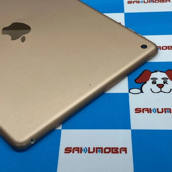 iPad 第7世代 Wi-Fiモデル 32GB MW762KH/A A22197 極美品