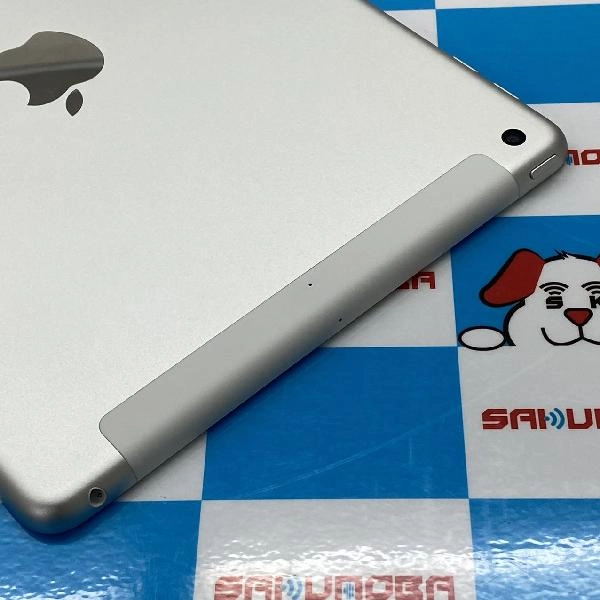 iPad 第6世代 au版SIMフリー 32GB MR6P2J/A A1954 開封未使用