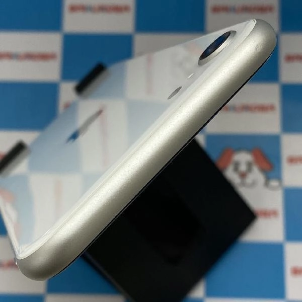 iPhoneSE 第2世代 SoftBank版SIMフリー 128GB MHGU3J/A A2296 極美品 ホワイト