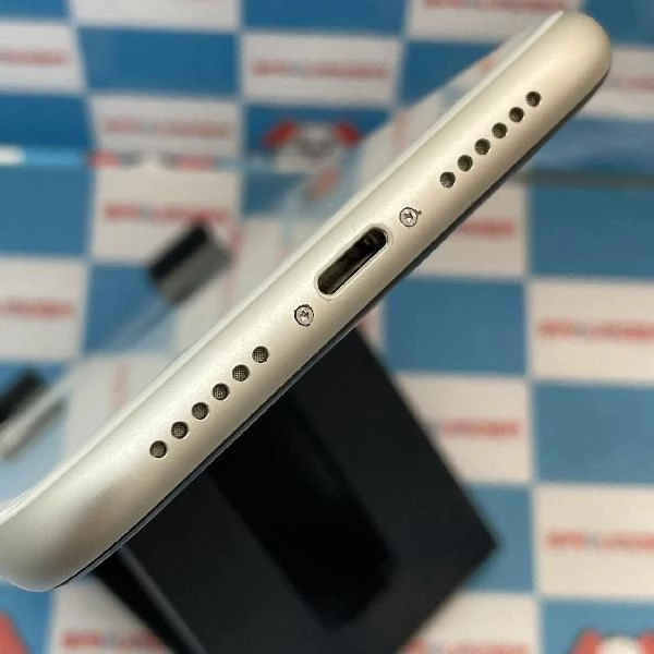 iPhone11 SoftBank版SIMフリー 256GB MWM82J/A A2221 美品 ホワイト