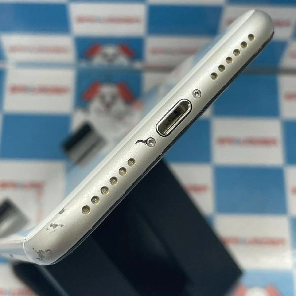 iPhoneSE 第2世代 SoftBank版SIMフリー 64GB MX9T2J/A A2296 ホワイト