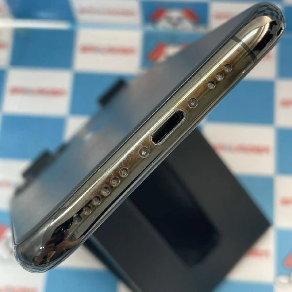 iPhone11 Pro docomo版SIMフリー 256GB MWC72J/A A2215