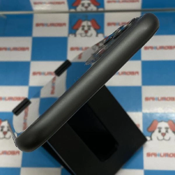 iPhone11 au版SIMフリー 64GB MWLT2J/A A2221 美品 ブラック