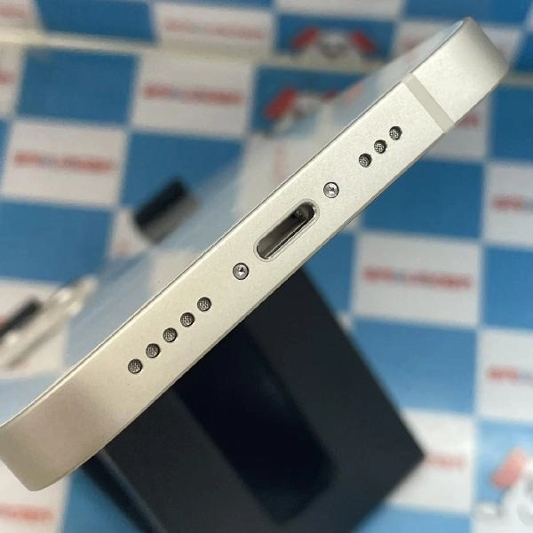 iPhone13 SoftBank版SIMフリー 256GB MLNJ3J/A A2631 極美品