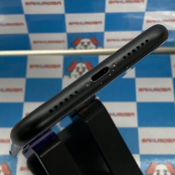 iPhoneXR au版SIMフリー 64GB NT002J/A A2106 極美品