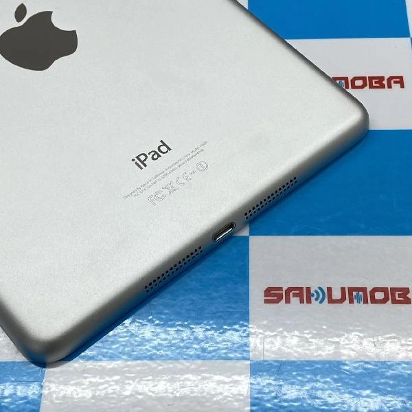 iPad mini 第2世代 Wi-Fiモデル 128GB ME860J/A A1489 極美品 シルバー
