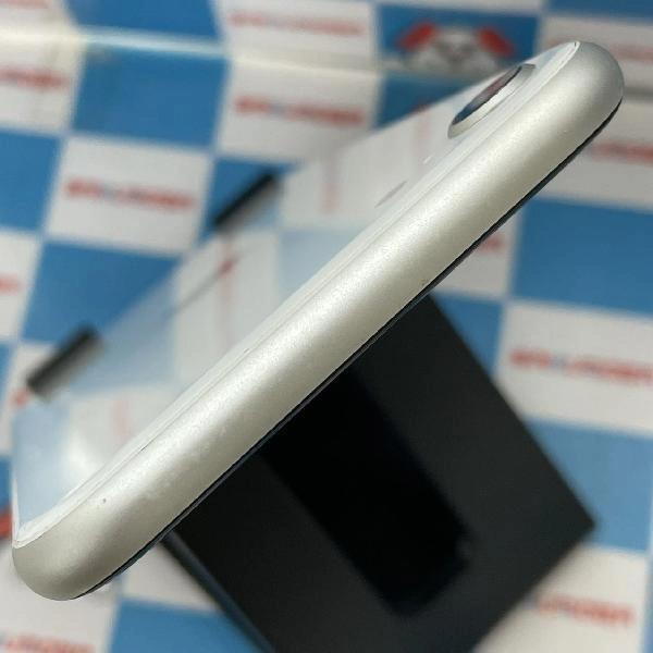 iPhoneSE 第2世代 au版SIMフリー 128GB MXD12J/A A2296 極美品 ホワイト