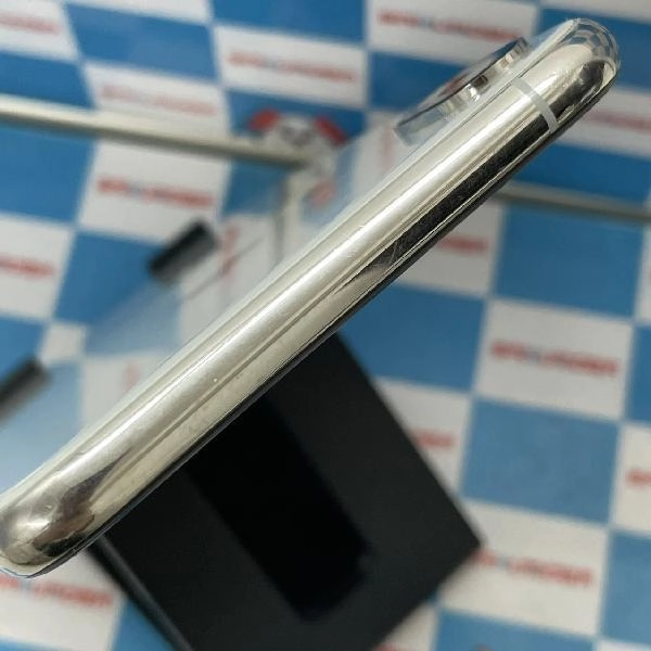 iPhoneXS Max docomo版SIMフリー 256GB NT6V2J/A A2102 ジャンク品 シルバー