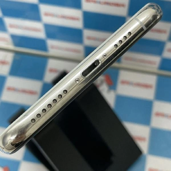 iPhoneXS Max docomo版SIMフリー 256GB NT6V2J/A A2102 ジャンク品 シルバー