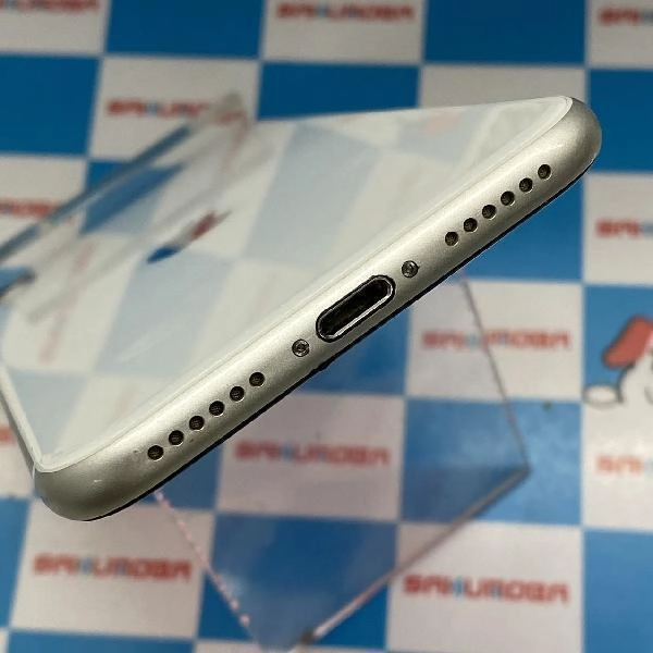 iPhoneSE 第2世代 au版SIMフリー 64GB MHGQ3J/AA2296 美品 ホワイト