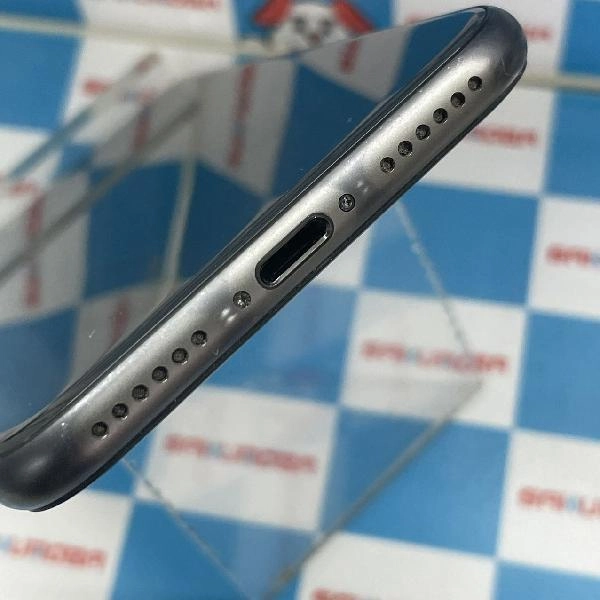iPhone8 au版SIMフリー 256GB MQ842J/A A1906 スペースグレイ
