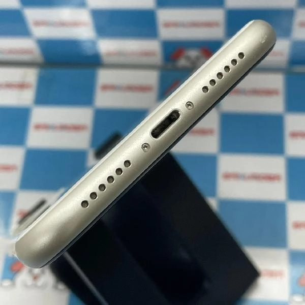 iPhone11 docomo版SIMフリー 256GB MHDQ3J/A A2221 ホワイト