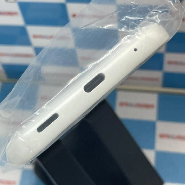 arrows We FCG01 au 64GB 新品未使用