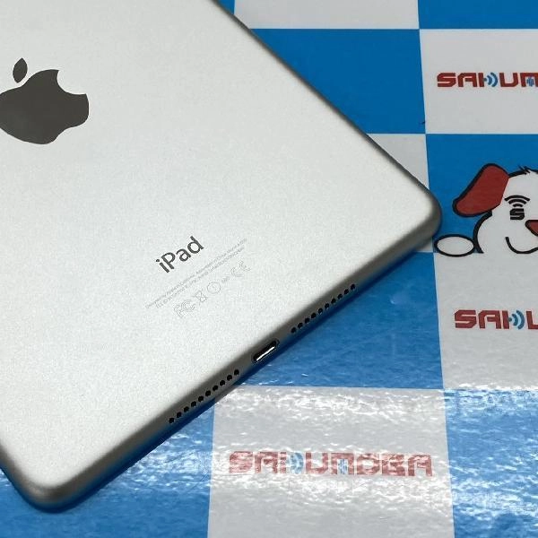 iPad mini 第4世代 docomo版SIMフリー 16GB MK702J/A A1550 シルバー