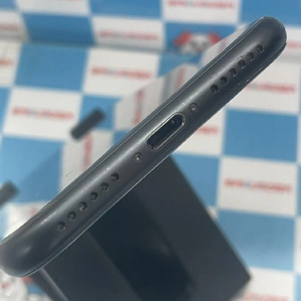 iPhoneSE 第2世代 au版SIMフリー 64GB MX9R2J/A A2296 美品 ブラック