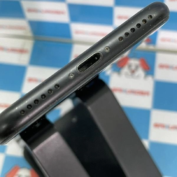 iPhoneSE 第2世代 Apple版SIMフリー 128GB MHGT3J/A A2296 ブラック