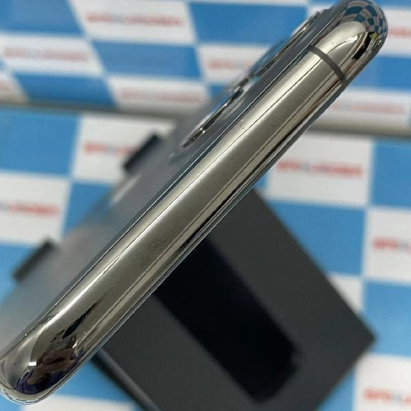 iPhone11 Pro docomo版SIMフリー 256GB NWC72J/A A2215 ジャンク品
