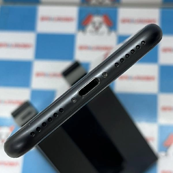 iPhoneSE 第2世代 SoftBank版SIMフリー 128GB MHGT3J/A A2296 極美品 ブラック