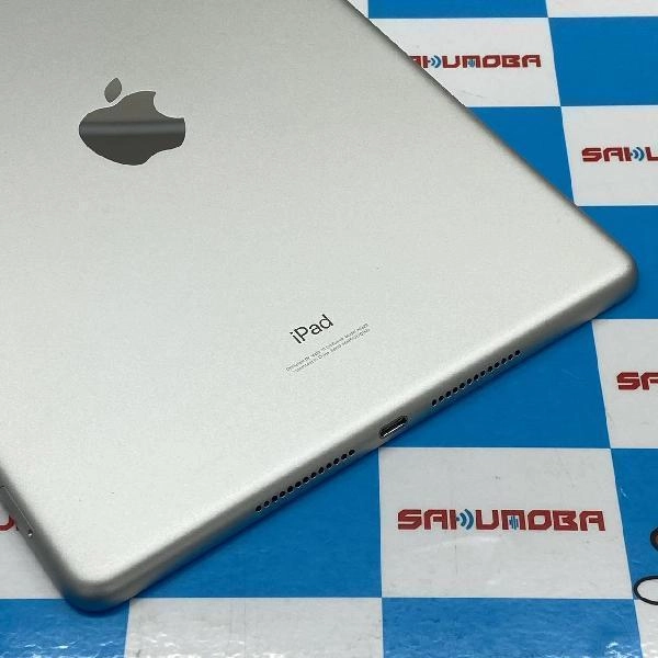 iPad 第8世代 au版SIMフリー 32GB MYMJ2J/A A2429 極美品