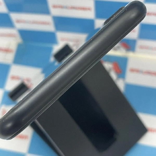 iPhoneSE 第2世代 Apple版SIMフリー 128GB MXD02J/A A2296 ジャンク品 ブラック