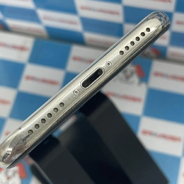 iPhoneX docomo版SIMフリー 64GB MQAY2J/A A1902 ジャンク品