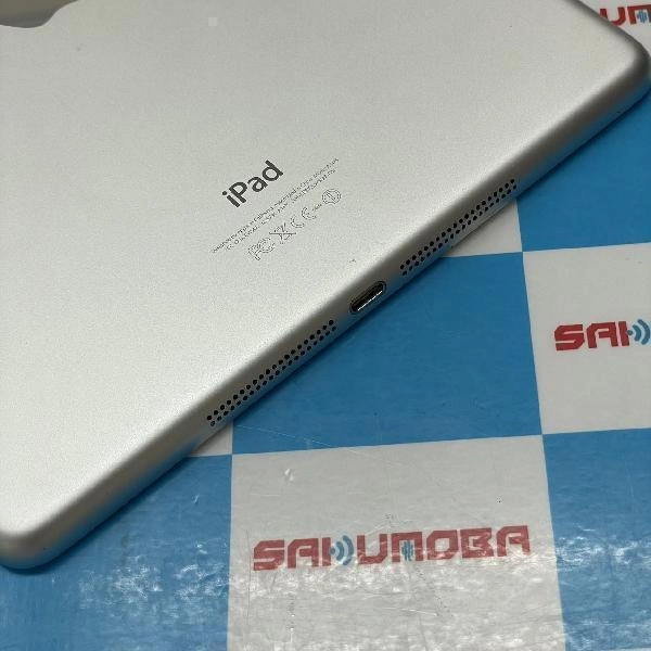 iPad Air 第1世代 SoftBank 16GB MD794J/A A1474 ジャンク品 シルバー