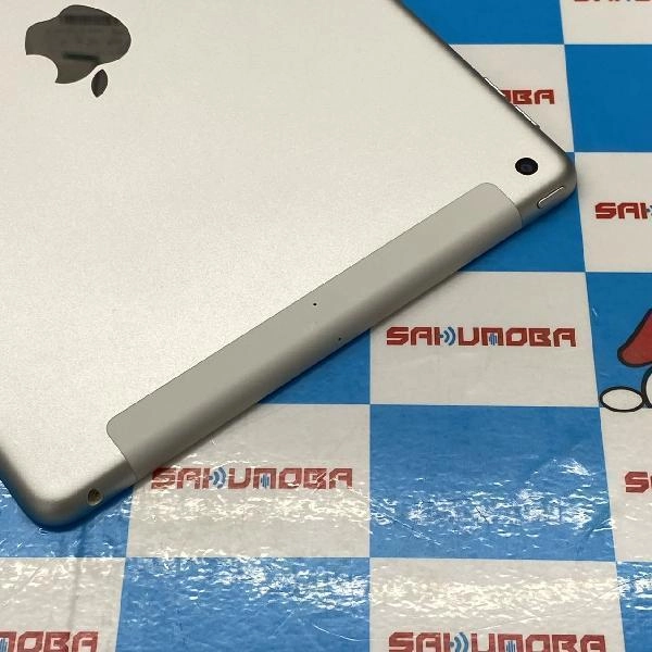 iPad 第8世代 au版SIMフリー 32GB MYMJ2J/A A2429