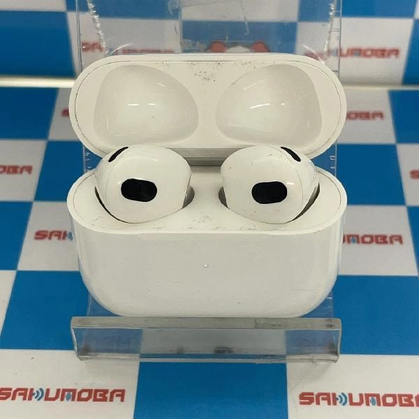 Apple AirPods 第3世代 Lightning充電ケース付き  A2566 ホワイト