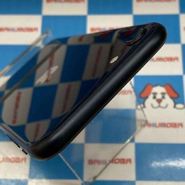iPhoneSE 第3世代 Apple版SIMフリー 64GB MMYC3J/A A2782開封未使用品