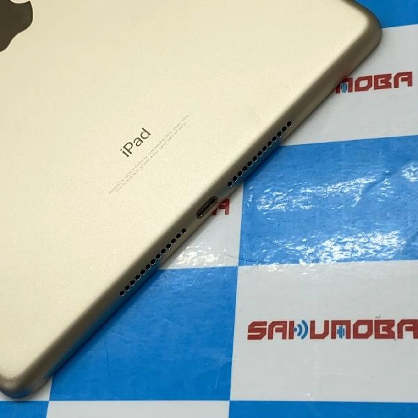 iPad 第5世代 Wi-Fiモデル 32GB MPGT2J/A A1822 極美品
