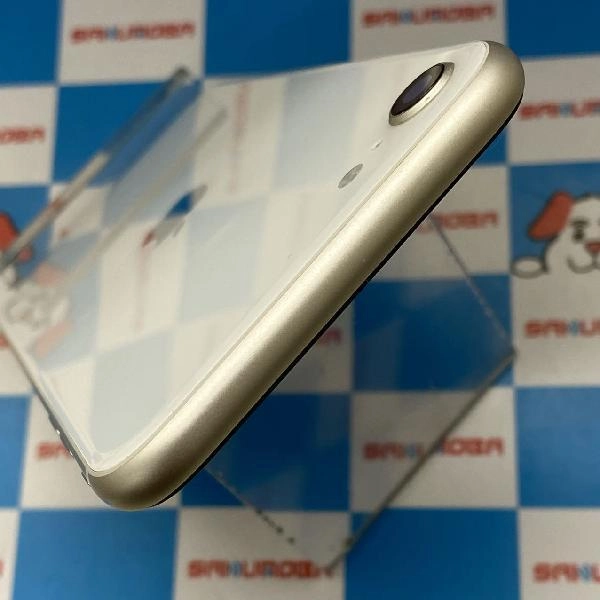 iPhoneSE 第3世代 docomo版SIMフリー 64GB MMYD3J/A A2782 極美品