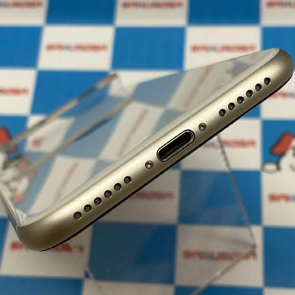 iPhoneSE 第3世代 SoftBank版SIMフリー 64GB MMYD3J/A A2782 美品