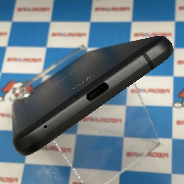 AQUOS sense3 basic SHV48 au 32GB 極美品