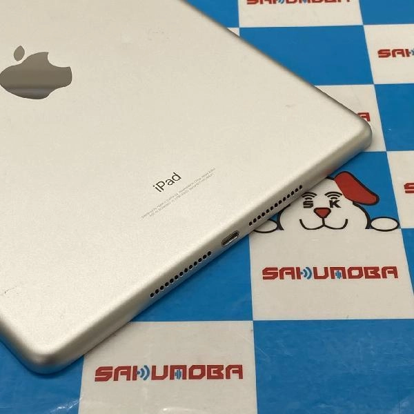 iPad 第5世代 Wi-Fiモデル 32GB MP2G2J/A A1822