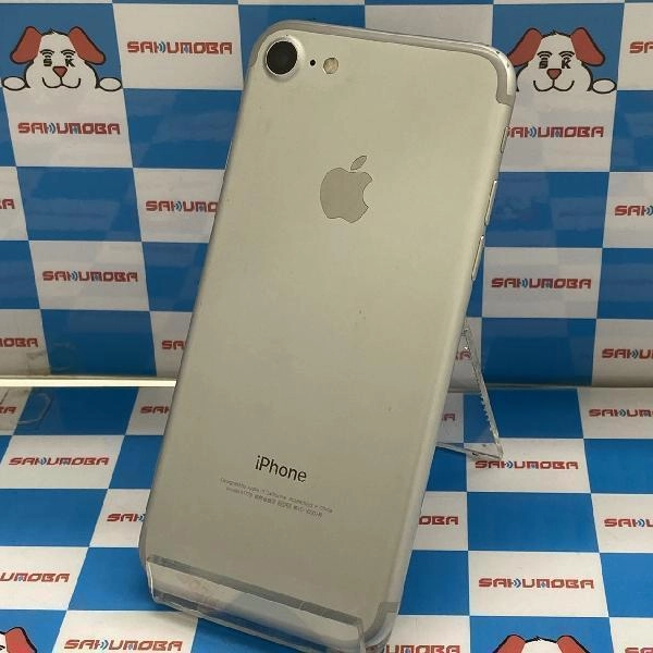 iPhone7 au 64GB MNCL2J/A A1779 ジャンク品 シルバー
