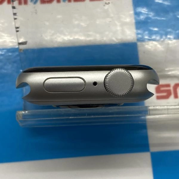 Apple Watch SE 第2世代 GPSモデル 32GB MRTT3J/A