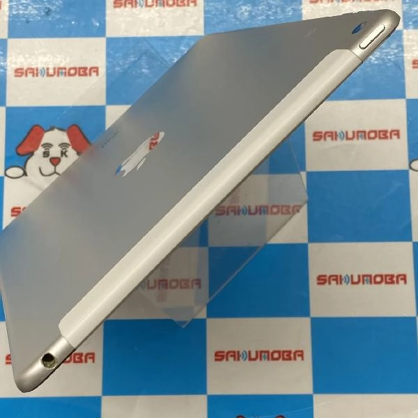iPad Air 第2世代 SoftBank 32GB MNVQ2J/A A1567 ジャンク品 シルバー