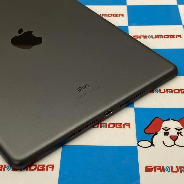 iPad 第8世代 Wi-Fiモデル 32GB MYL92J/A A2270