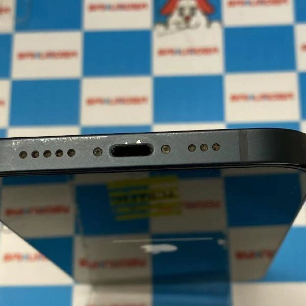 iPhone13 docomo版SIMフリー 128GB MLNC3J/A A2631