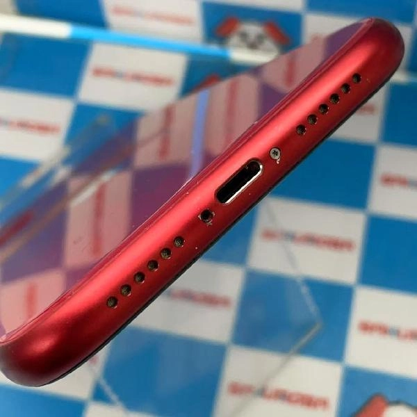 iPhone11 docomo版SIMフリー 256GB MHGQ3J/A A2296 ジャンク品 red